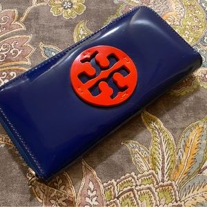 Tory Burch wallet - closet clean out!!!